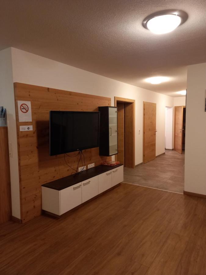 Apartment Grosszuegiges Georg Mayrhofen Barrierefrei Hollenzen